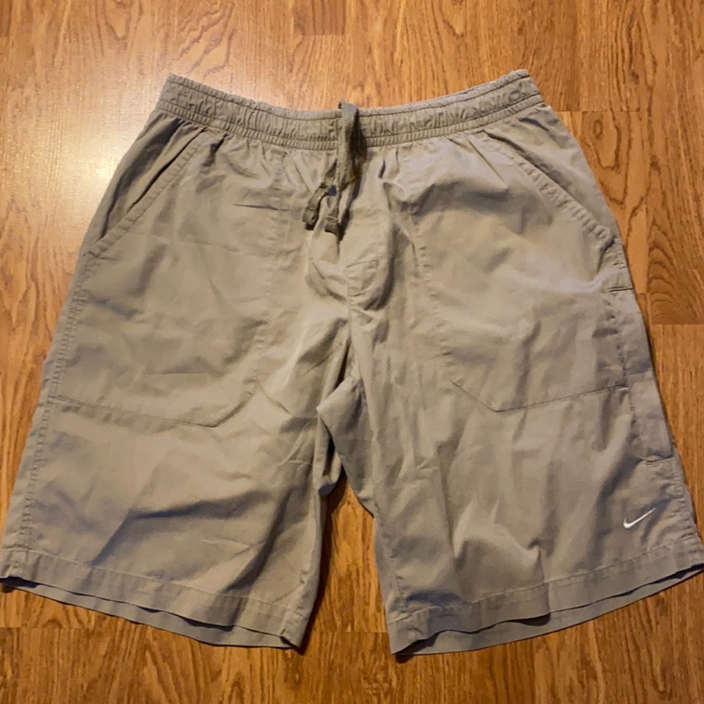 Y2K solo swoosh nike shorts